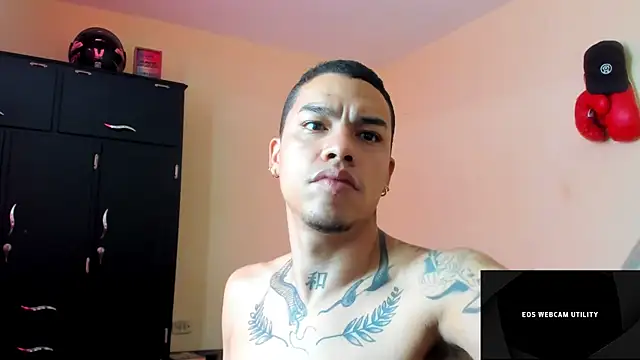 Snapshot of Osiiriis chatting on 2, 3, 2025 Osiiriis online show from 2, 3, 2025