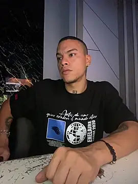 Snapshot of Osiiriis chatting on 13, 3, 2025 Osiiriis online show from 13, 3, 2025