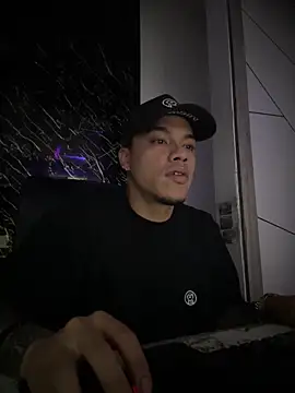 Snapshot of Osiiriis chatting on 10, 9, 2025 Osiiriis online show from 10, 9, 2025