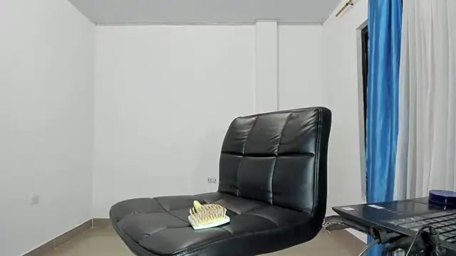 xmissinchesxx online show from 5, 2, 2026