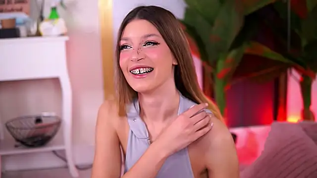 EvaWarenn online show from 23, 10, 2025