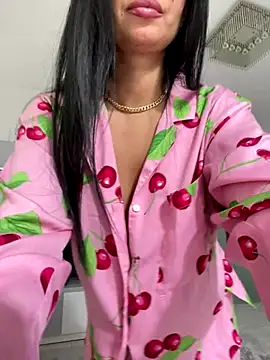  adelle online show from 18, 9, 2025