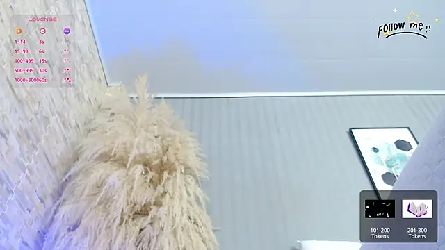 Lena helleen online show from 16, 2, 2025