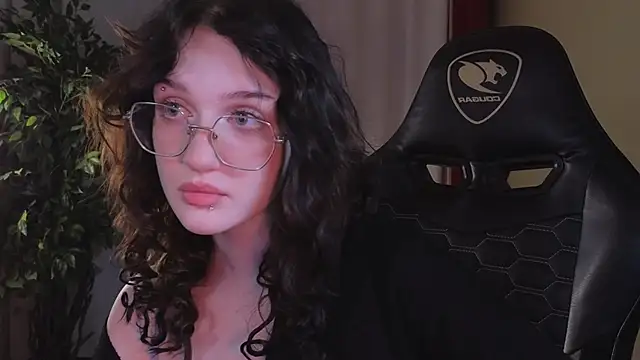 ELLIEJAY online show from 15, 10, 2025