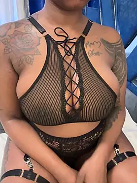 Snapshot of SexxyLunar chatting on 15, 7, 2026 SexxyLunar online show from 15, 7, 2026