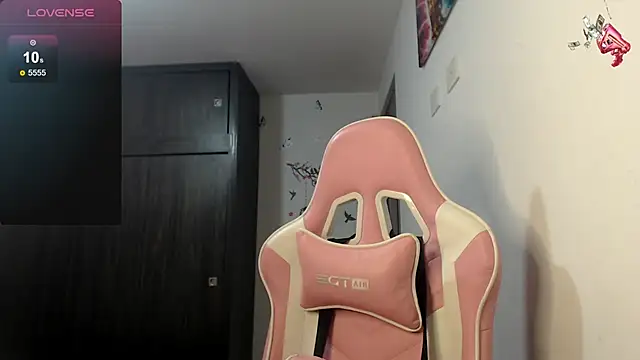 Mindy James1 online show from 25, 3, 2026