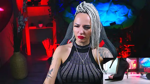 MonicaMaxwel online show from 18, 2, 2025