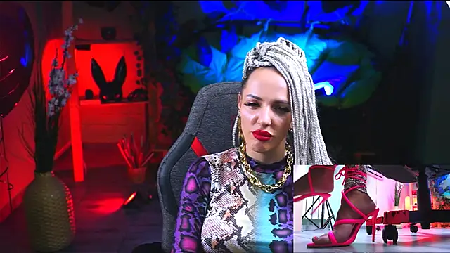 MonicaMaxwel online show from 22, 2, 2025