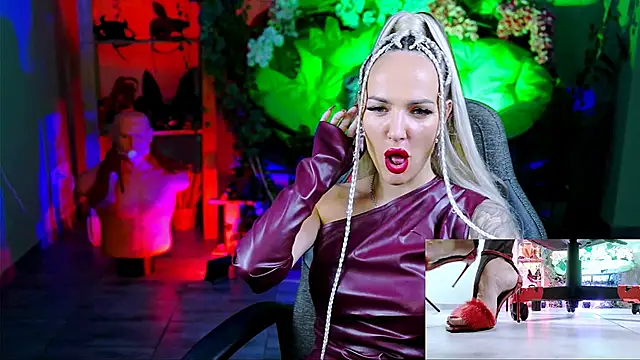 MonicaMaxwel online show from 25, 10, 2025