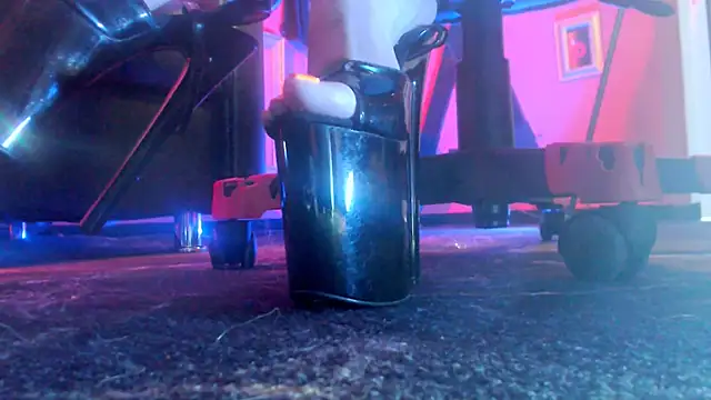 MonicaMaxwel online show from 24, 2, 2026