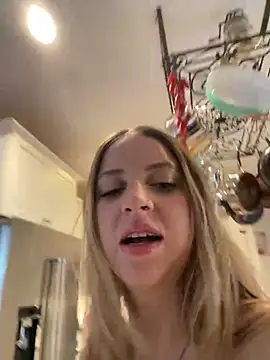 molly witha chance online show from 2, 2, 2025