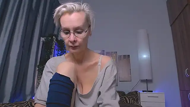 HelgaHimmell online show from 27, 1, 2025