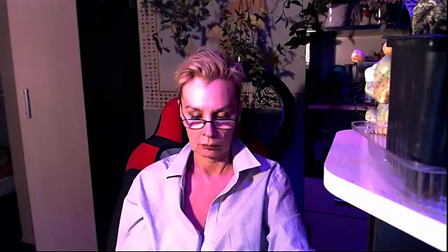 HelgaHimmell online show from 11, 6, 2026