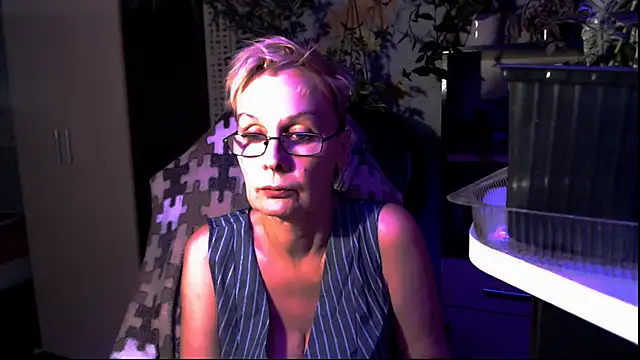 HelgaHimmell online show from 17, 6, 2026