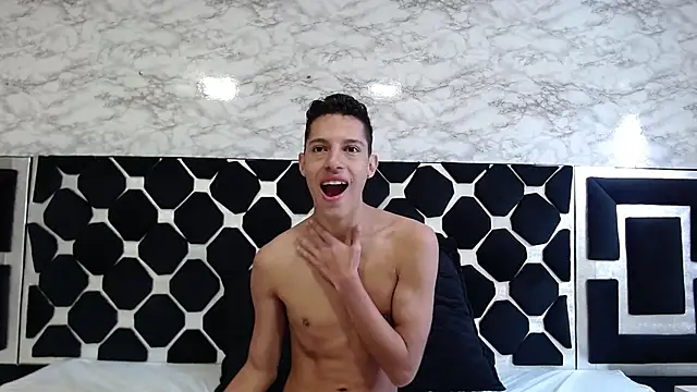 Snapshot of thiago19s chatting on 24, 6, 2026 thiago19s online show from 24, 6, 2026