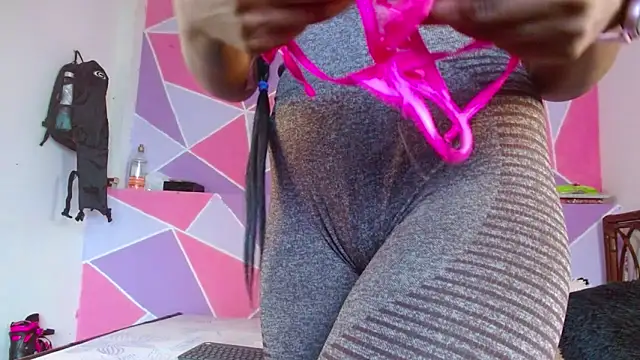 ebony alika1 online show from 11, 2, 2025