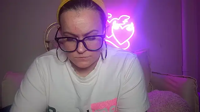 quinnmariexo online show from 12, 1, 2026