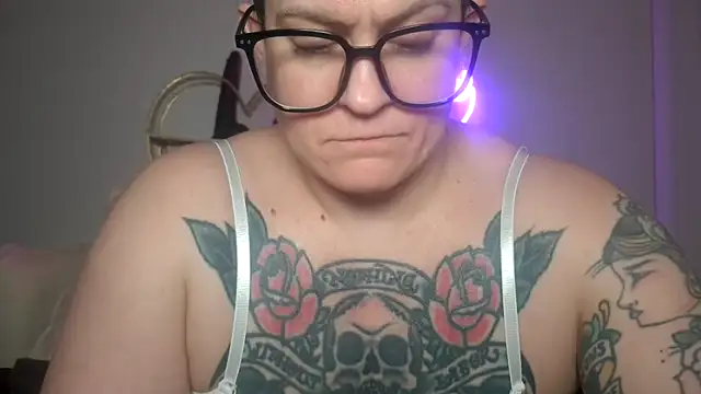 quinnmariexo online show from 10, 2, 2026