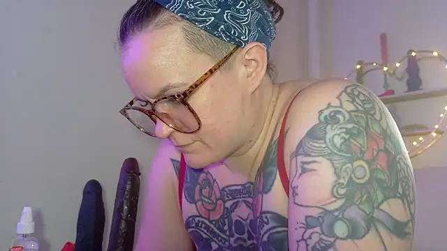 quinnmariexo online show from 4, 3, 2026