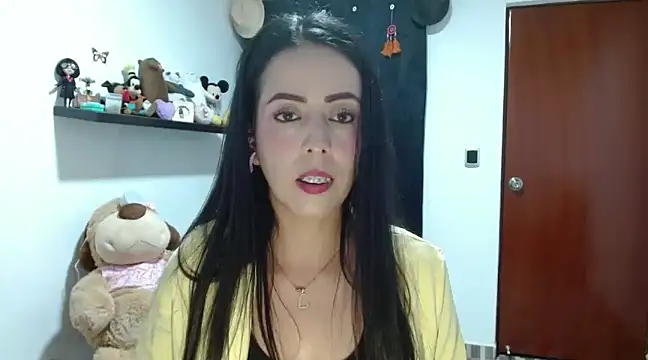 ella peck online show from 5, 2, 2025