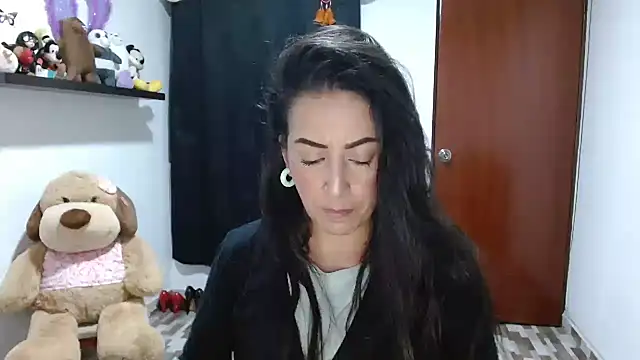 ella peck online show from 13, 2, 2025