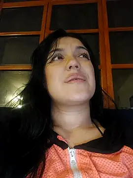 Sophie-hatter online show from 28, 2, 2025