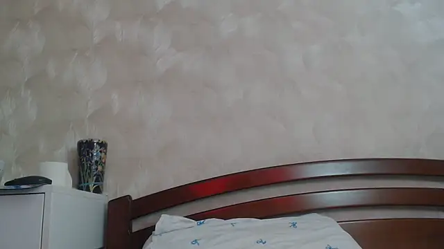 Snapshot of EverlastBlum chatting on 10, 9, 2025 EverlastBlum online show from 10, 9, 2025