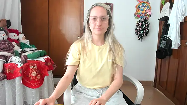 Adele johnsonn1 online show from 24, 11, 2025