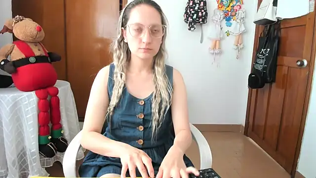 Adele johnsonn1 online show from 13, 2, 2026