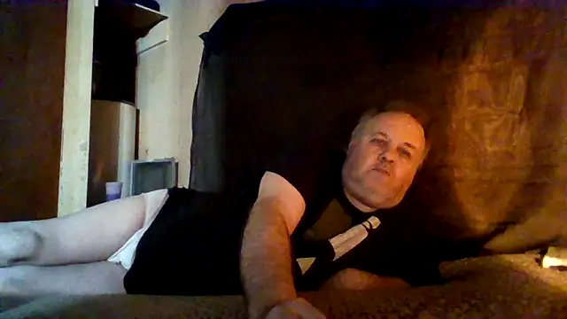 Nightshade7712 online show from 5, 11, 2025