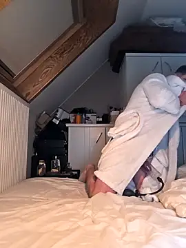 Snapshot of Vekie_007 chatting on 16, 11, 2025 Vekie 007 online show from 16, 11, 2025