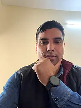 bull 4hottie online show from 28, 11, 2025