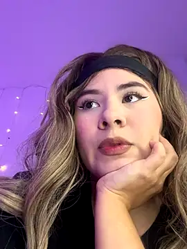 Grecia 21 online show from 5, 11, 2025