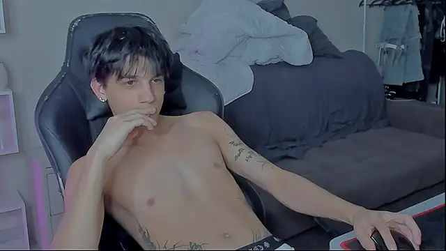 Snapshot of MarkBrowniii chatting on 4, 12, 2024 MarkBrowniii online show from 4, 12, 2024