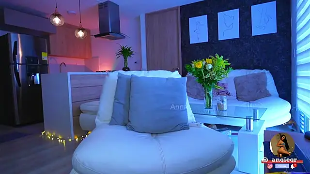 AnnaTaylor1 online show from 11, 3, 2025