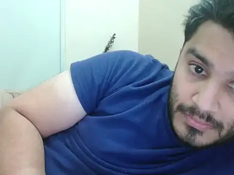 Snapshot of robintoit chatting on 19, 2, 2026 robintoit online show from 19, 2, 2026