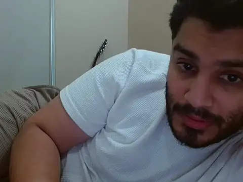 Snapshot of robintoit chatting on 23, 2, 2026 robintoit online show from 23, 2, 2026