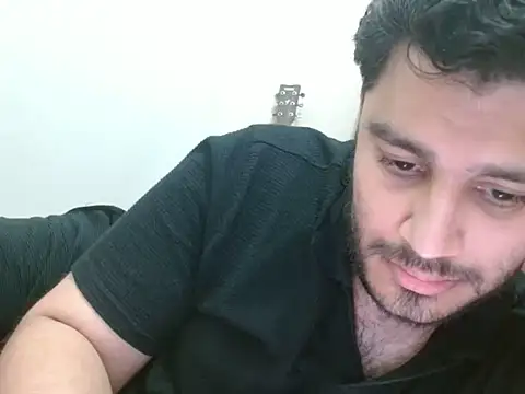 Snapshot of robintoit chatting on 9, 6, 2026 robintoit online show from 9, 6, 2026