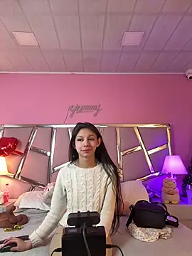 Bonniepark online show from 17, 2, 2025