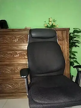 Idhika Paul online show from 24, 2, 2026