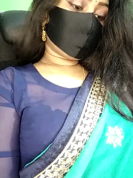 Idhika Paul online show from 8, 3, 2026