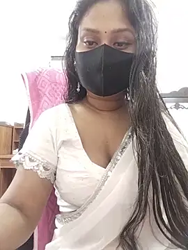 Idhika Paul online show from 9, 6, 2026