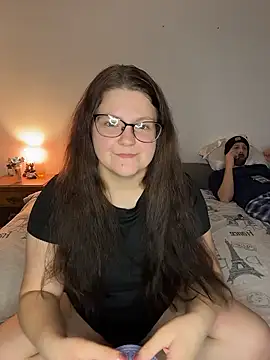 Snapshot of sexybee124 chatting on 12, 1, 2026 sexybee124 online show from 12, 1, 2026