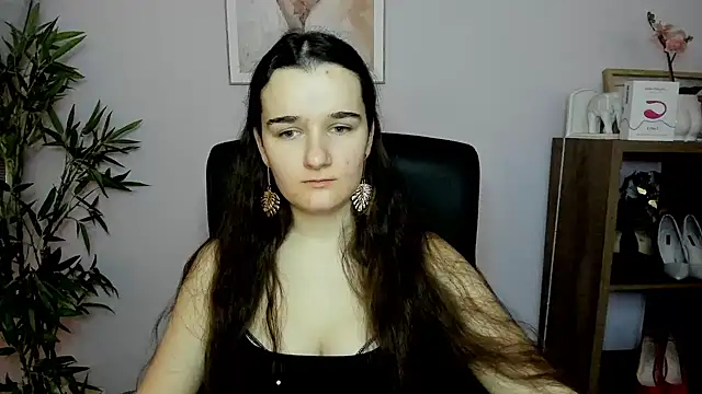 KateDelight online show from 1, 2, 2025