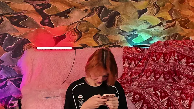 CrystalRey online show from 8, 12, 2024