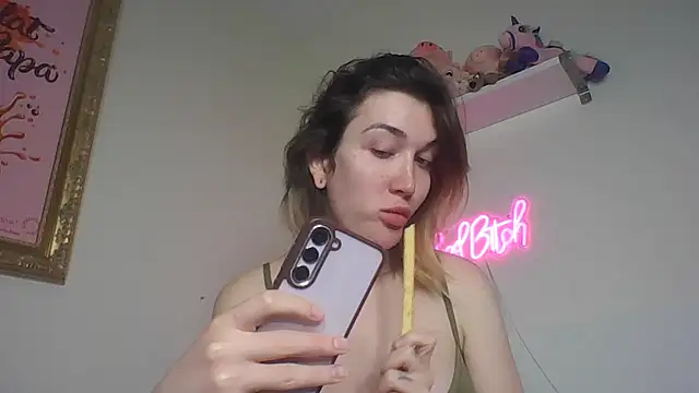 Snapshot of Icy__Diamond chatting on 24, 9, 2025 Icy Diamond online show from 24, 9, 2025