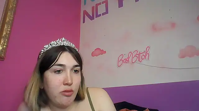 Icy  Diamond online show from 14, 5, 2026