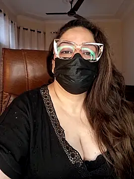 SEXY-Sardarni online show from 1, 2, 2026