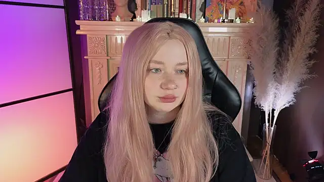 carolina elf online show from 29, 3, 2026