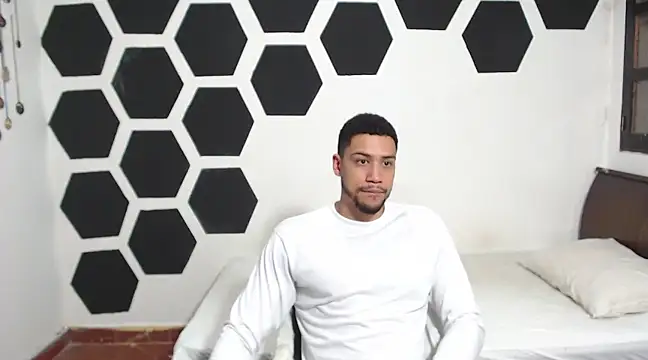 Jhors  Collens online show from 16, 1, 2025